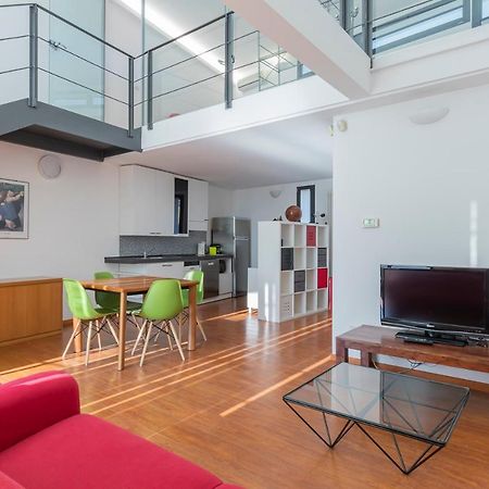 I Host Apartment - Guintellino 32 Milano Exteriör bild